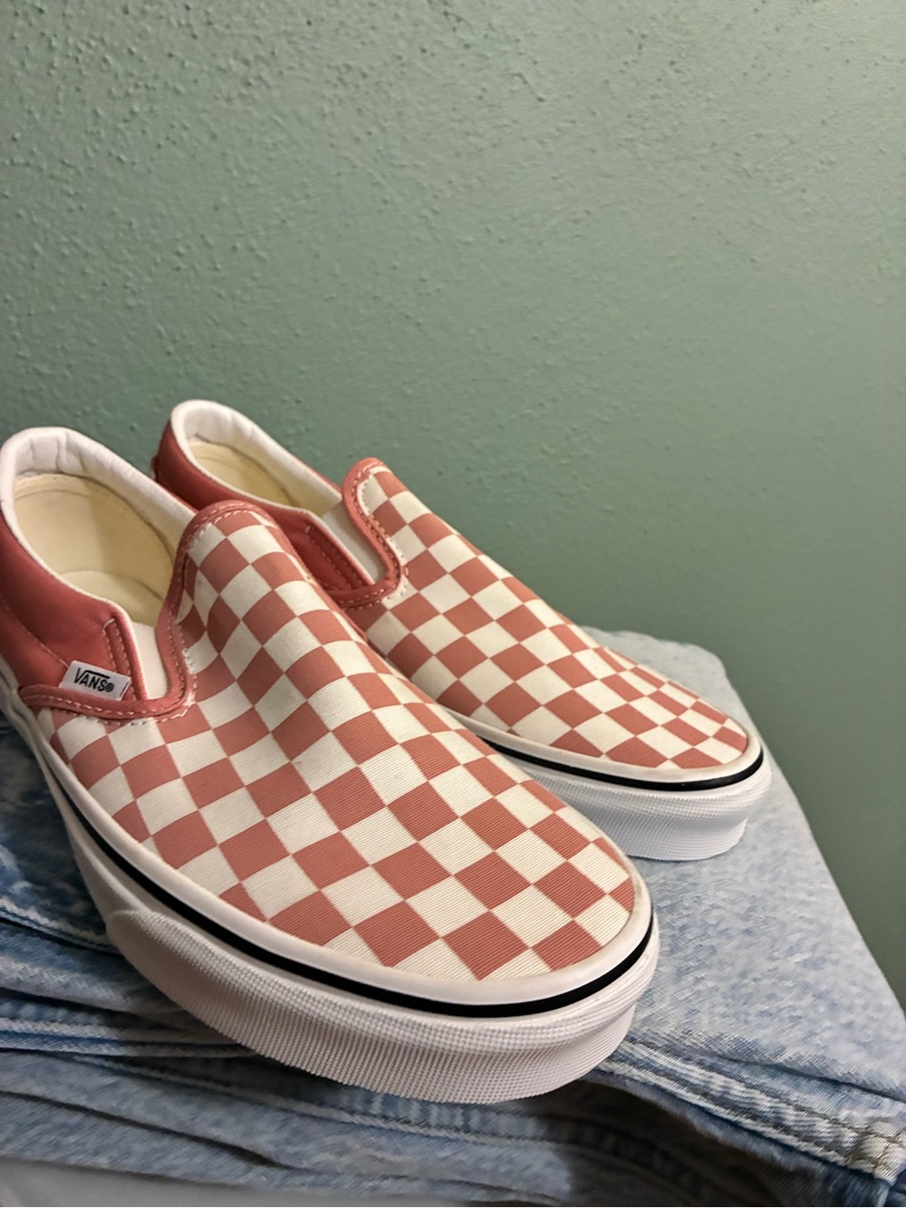 Vans Classic Slip-On Rose Dawn Pink Checkerboard Men 8 / Women 9.5